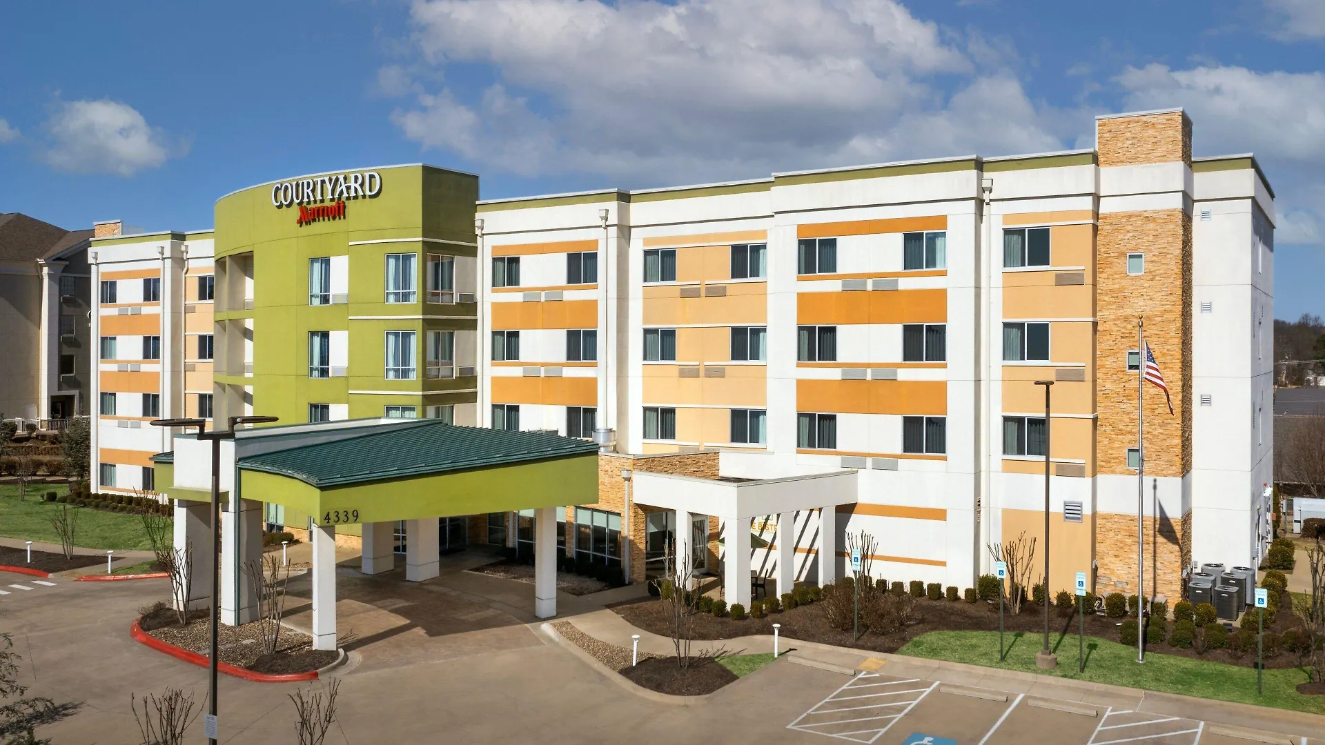 15 Courtyard by Marriott Hotels in the South US for Every Trip