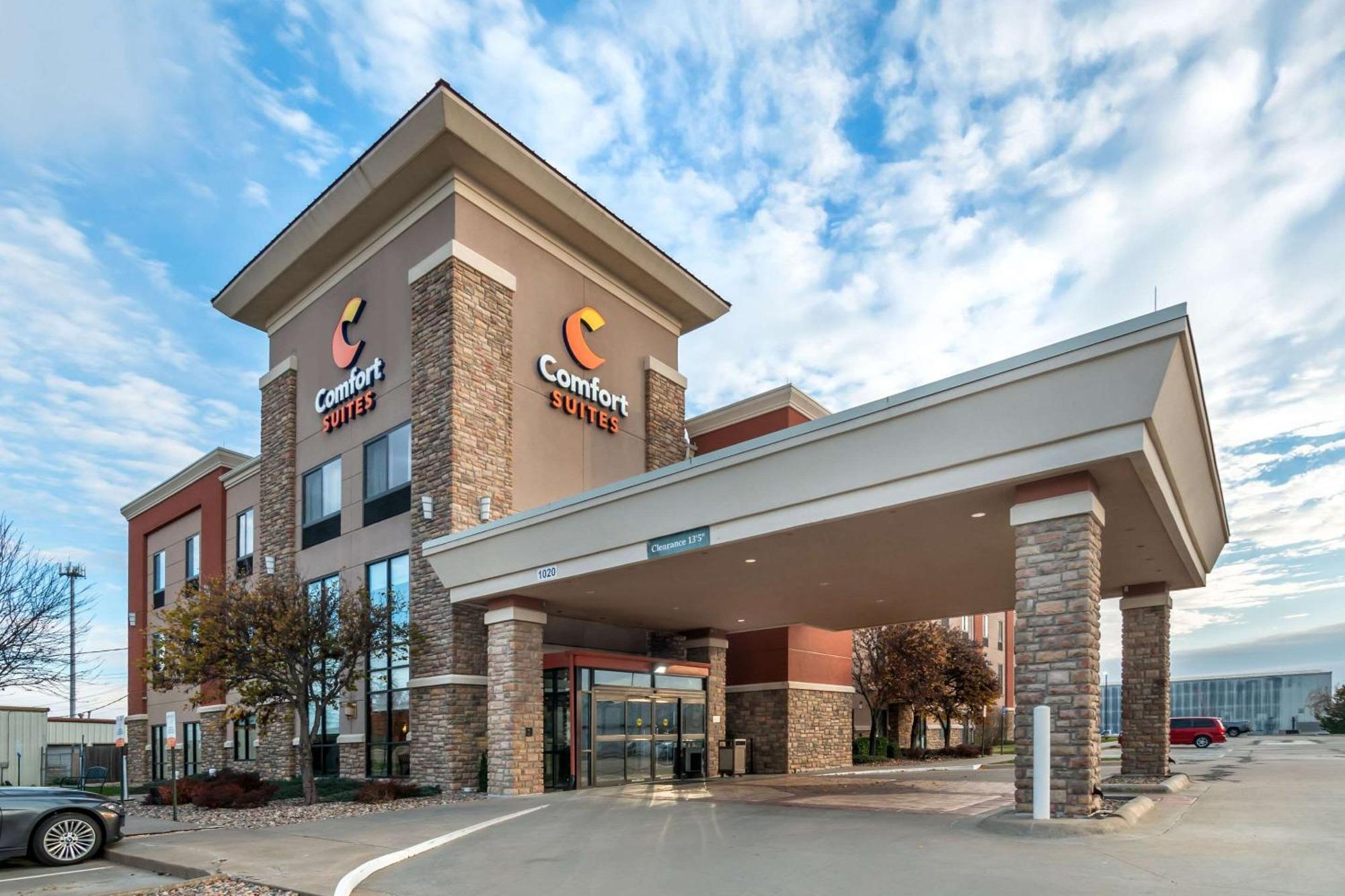 4 Smart 3-Star Hotels Near McCain Auditorium Worth Booking